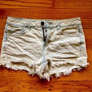 American eagle shorts.